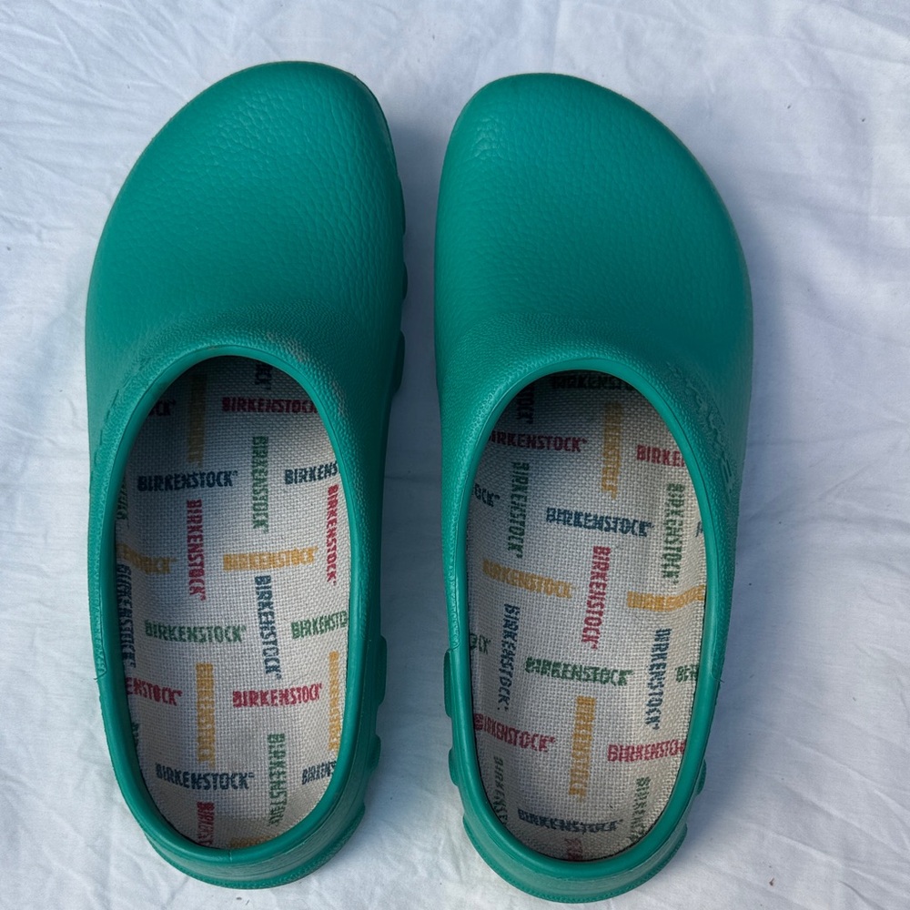 Birkenstock women’s Teal Slippers - Picture 2 of 4